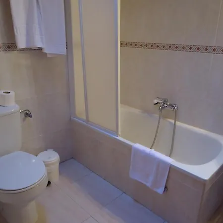 Silos 2000 מלון סנטו דומינגו דה סילוס